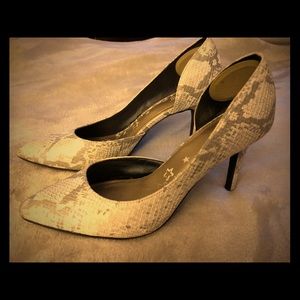 Brash white Snakeskin pointed Heels